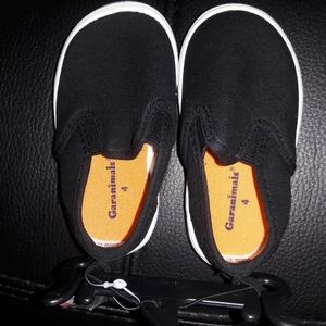 Black infant shoes